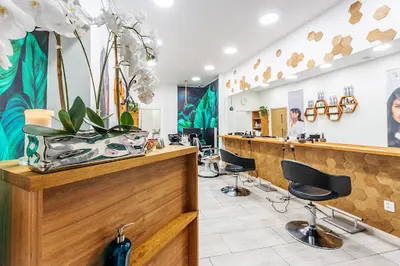 Fryzjer i Barber Gdynia "Scarlet M"